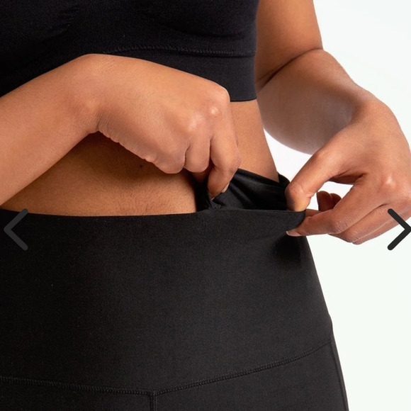 Shapermint active leggings with pockets - Picture 3 of 4